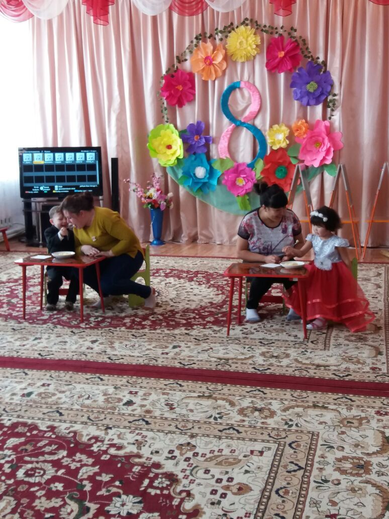 Анападағы жезөкшелер фотоларымен Смотреть Мен апамды қатты қағып алдым онлайн