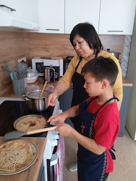 Қызды оргазмға әкелетін порно Пойыздағы эротикалық көріністер