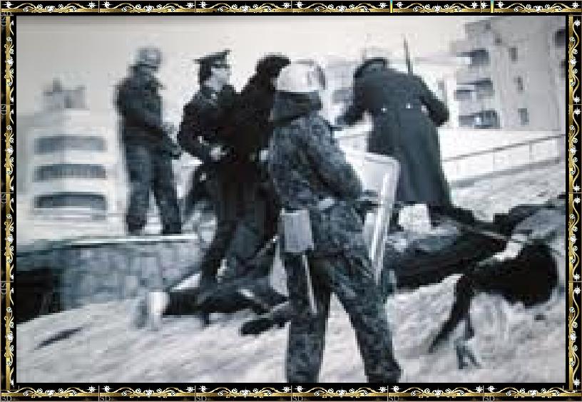 •Әнұранның сөзі мен әнін кімдер жазған?•Әнұранның сөзі мен әнін кімдер жазған?