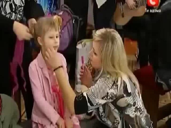 Ходит наша бабушка